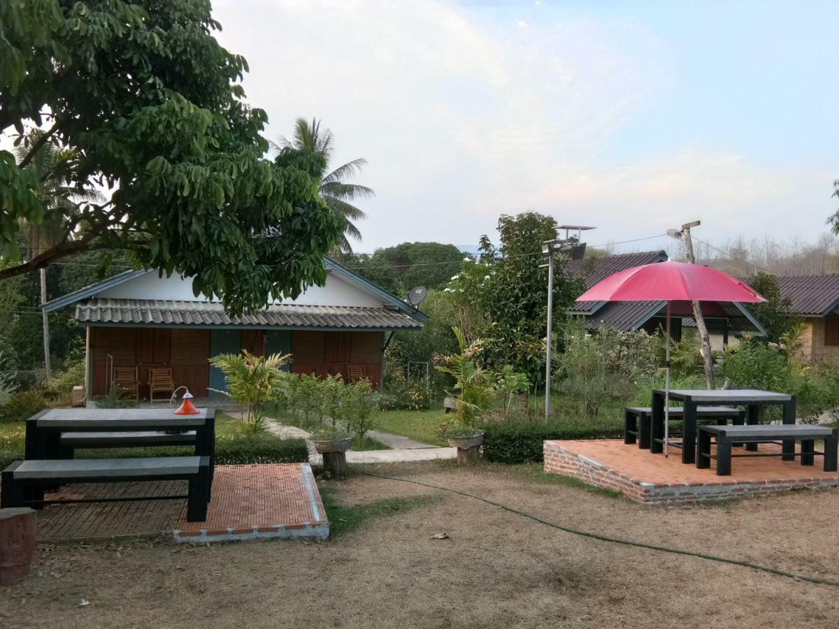 Ban Suan Sukjai Mae Sariang Hotel Eksteriør billede